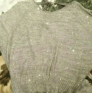 Cray sweater crop top
