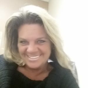 Meet your Posher, Suzanne