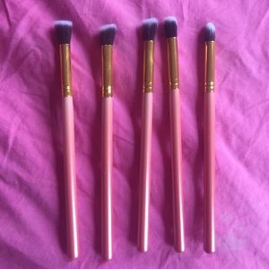 New Makeup Brushes