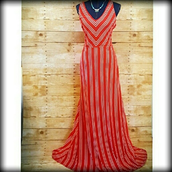 LC Lauren Conrad Dresses & Skirts - LAST 1🔥NWT LC L. Conrad M Boho Striped Maxi Dress