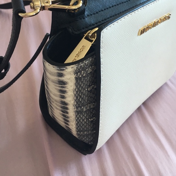 Michael Kors Selma saffiano mini satchel - Picture 2 of 4