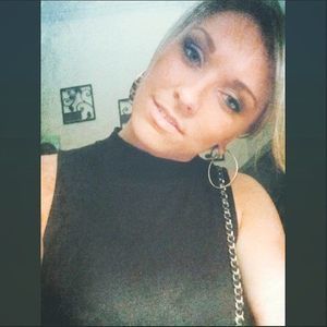 Meet your Posher, Kay