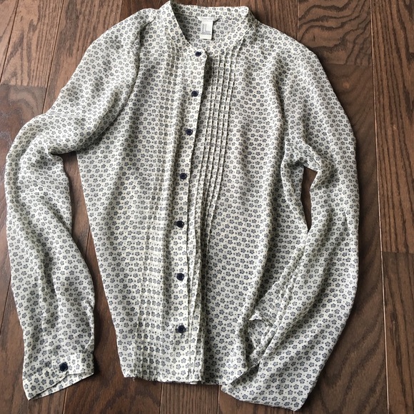 Forever 21 Tops - Navy/Cream Blouse