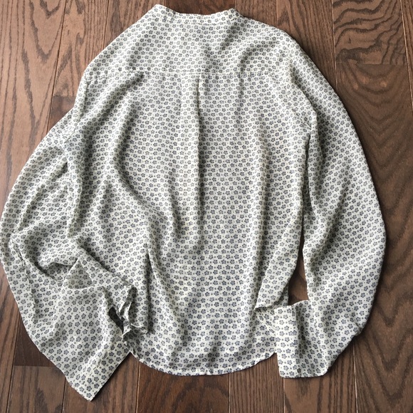 Navy/Cream Blouse - Picture 2 of 2