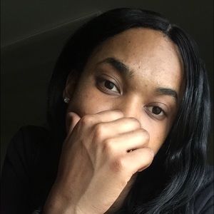 Meet your Posher, Khadeejah