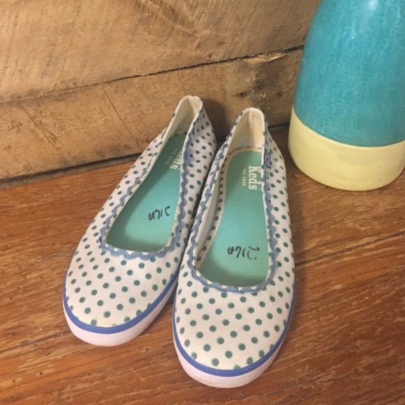 Polka dot Keds