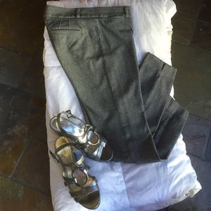 Crop pants BR Sloan sz 2 in black & white pattern.