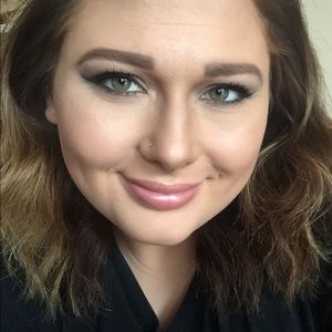 Meet your Posher, Jenna