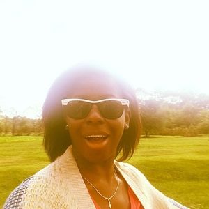 Meet your Posher, Kendra