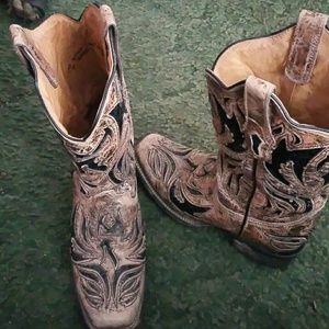 Corral cowboy boots