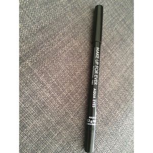MAKE UP FOR EVER Aqua Eyes Waterproof Eyeliner