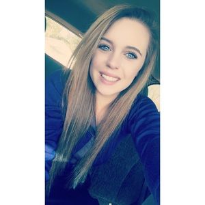 Meet your Posher, Savannah