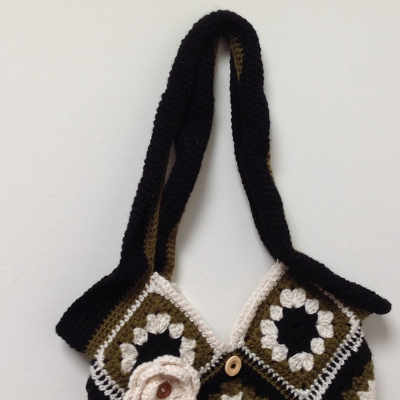 Handmade Crochet Shoulder Bag - Picture 4 of 4