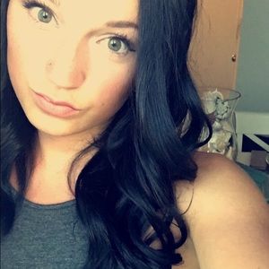 Meet your Posher, Natalie