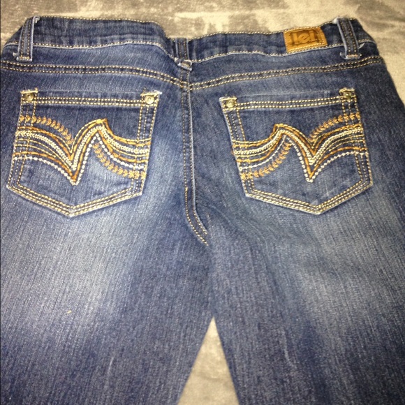Lei low rise slim boot cut jeans