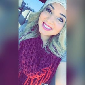 Meet your Posher, Tania