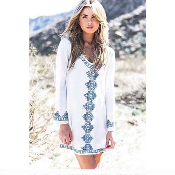 Beautiful White bikini cover up