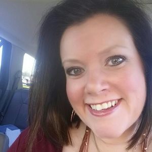 Meet your Posher, Eve