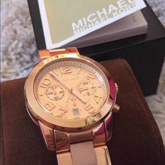 Michael Kors-Rose Gold Watch!!