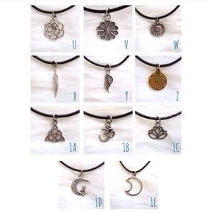 Daisy Charm Necklace