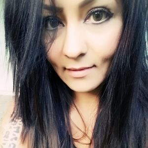 Meet your Posher, Latasha