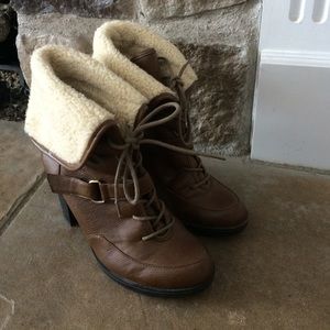 Naturalize boot size 8.5