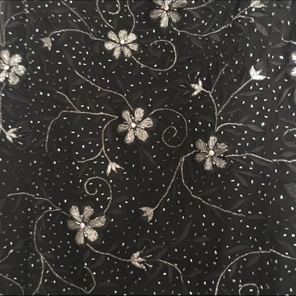 Black beaded evening gown - Picture 3 of 3