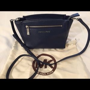 Michael Kors small Selma navy crossbody