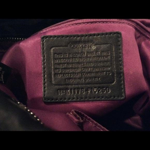 Authentic Coach purse - Picture 4 of 4