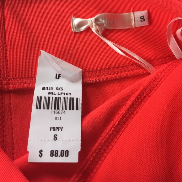 LF - Millau - Size Small - Poppy Bandage Skirt🎈 - Picture 2 of 4