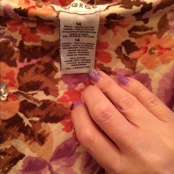 Skirt with flowers - Picture 2 of 4