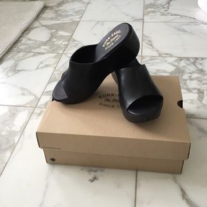 Kork-Ease Greer black sandal