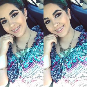 Meet your Posher, Nicole