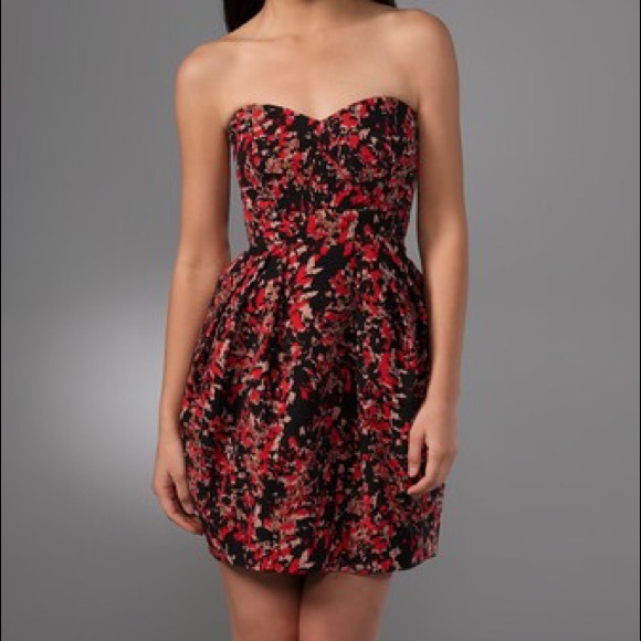 Shoshanna Sttrapless Mini Dress