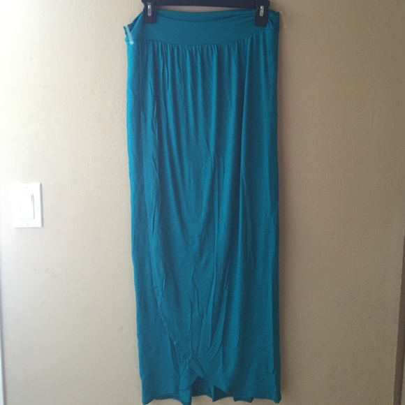 Gorgeous teal maxi skirt