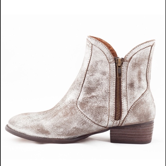 Seychelles Lucky Penny Metallic Booties size 7