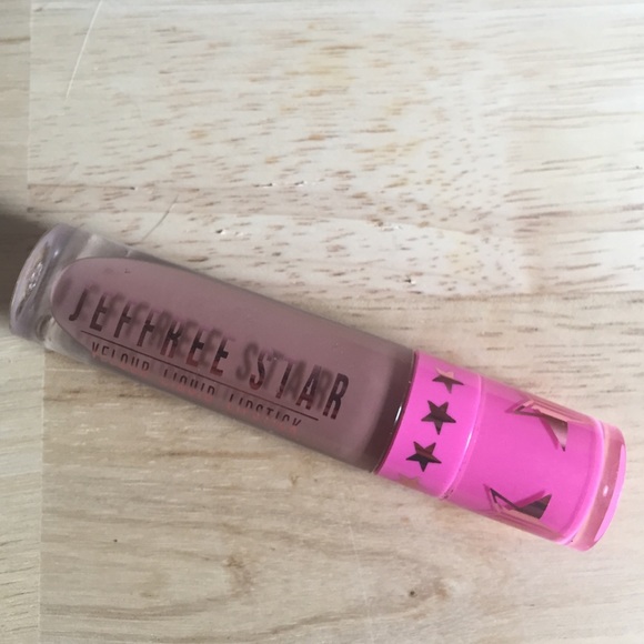 Jeffree Star Velour Liquid Lipstick Celebrity Skin