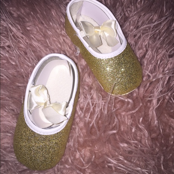 Baby glitter shoes