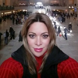 Meet your Posher, Elisa