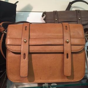 Meet your Posher, Monica