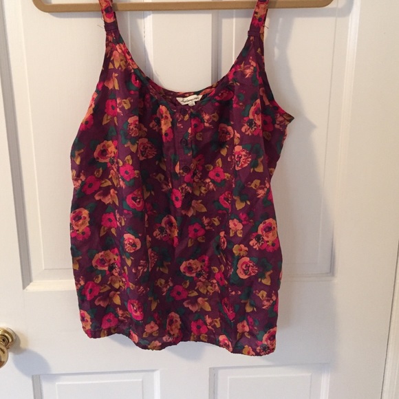 Forever 21 tank