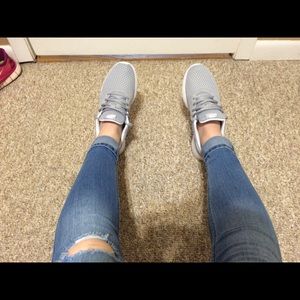 Nike gray roshes