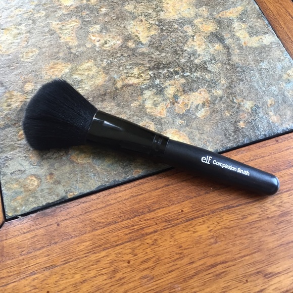 Elf Complexion brush