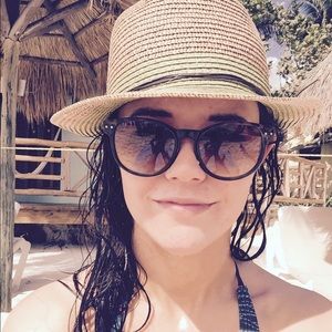 Meet your Posher, Meg