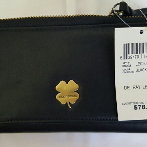 Lucky brand wallet (NWT)