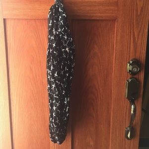 Infinity cross scarf