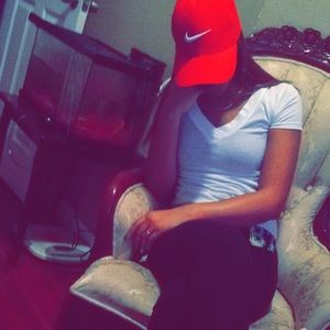 Meet your Posher, Ligia