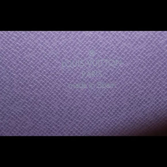 🌟SOLD: Authentic Louis Vuitton Zippy Wallet - Picture 4 of 4