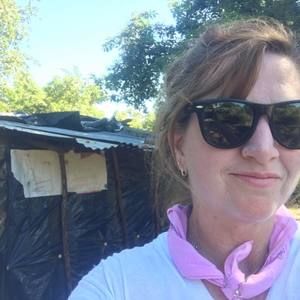 Meet your Posher, Stacey