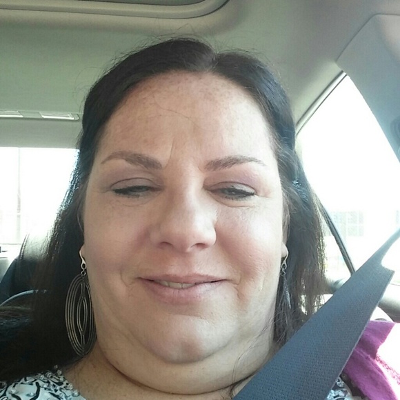 Meet your Posher, Stacy